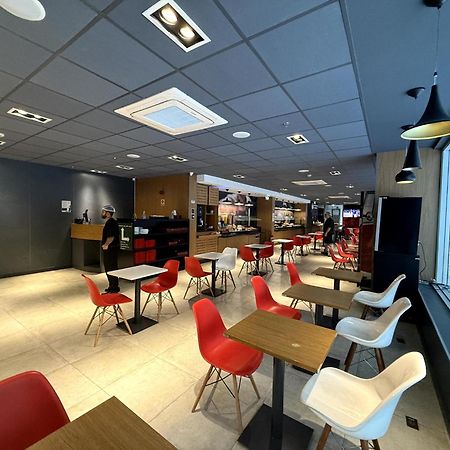 Отель Ibis Sao Paulo Ibirapuera Экстерьер фото