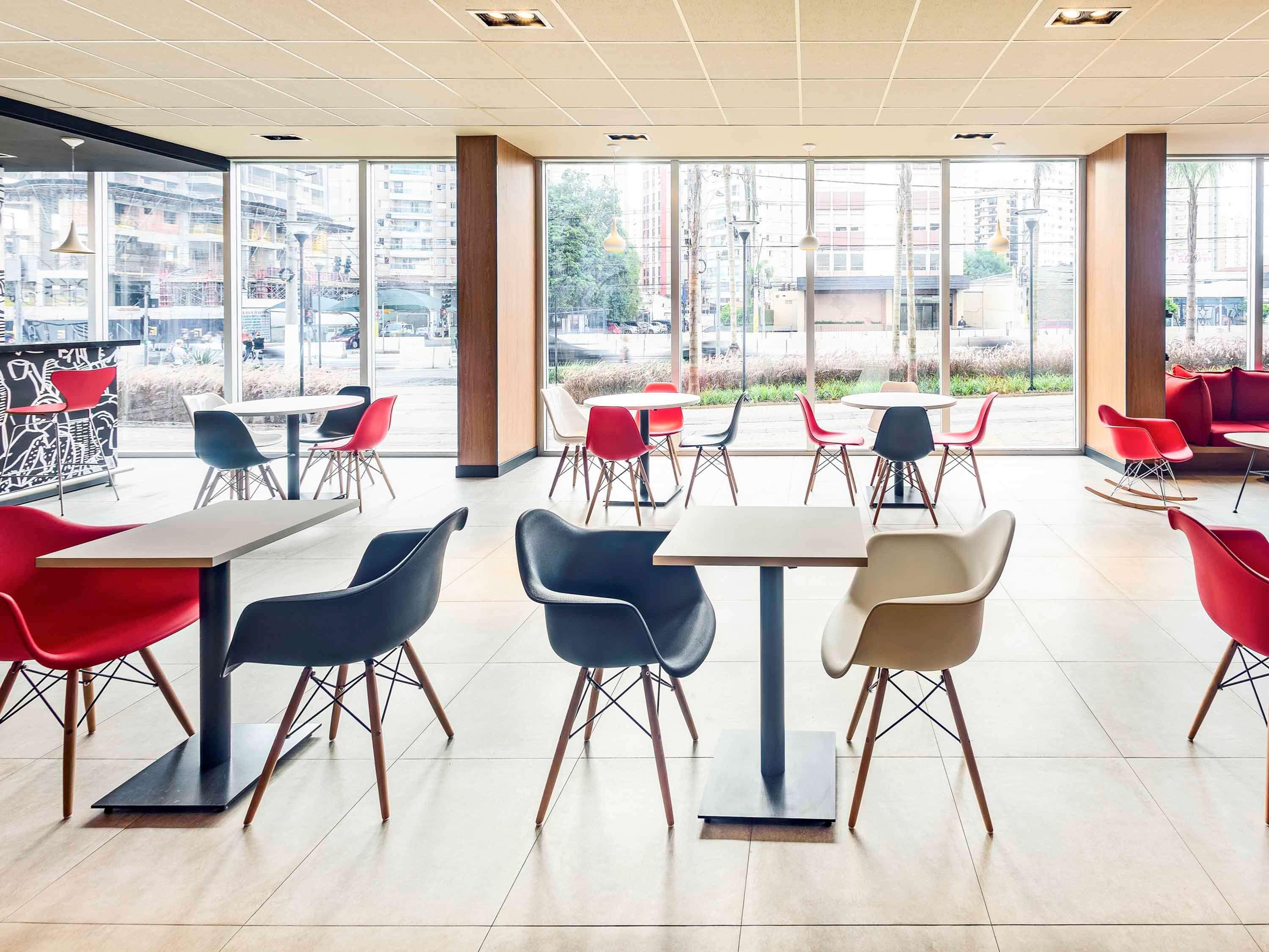 Отель Ibis Sao Paulo Ibirapuera Экстерьер фото