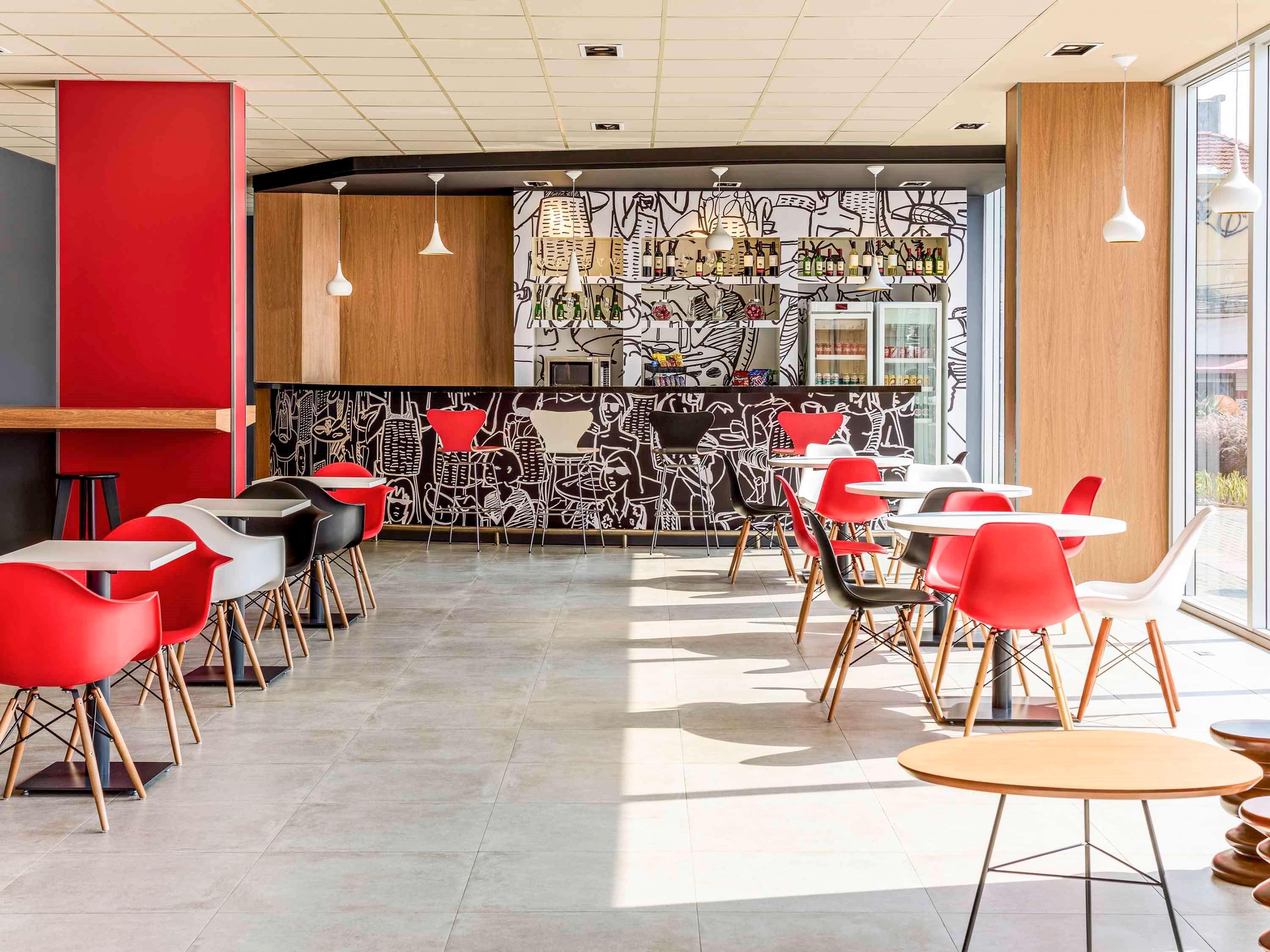 Отель Ibis Sao Paulo Ibirapuera Экстерьер фото