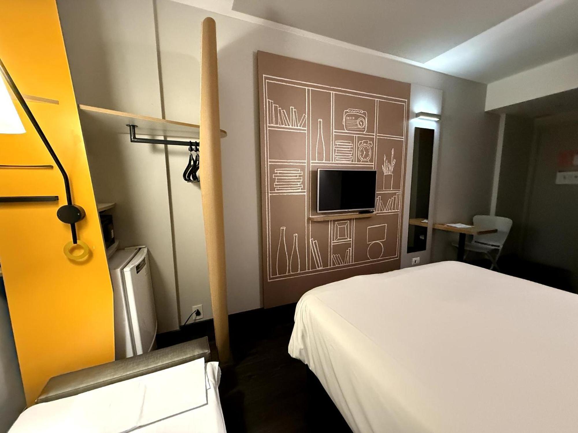 Отель Ibis Sao Paulo Ibirapuera Экстерьер фото
