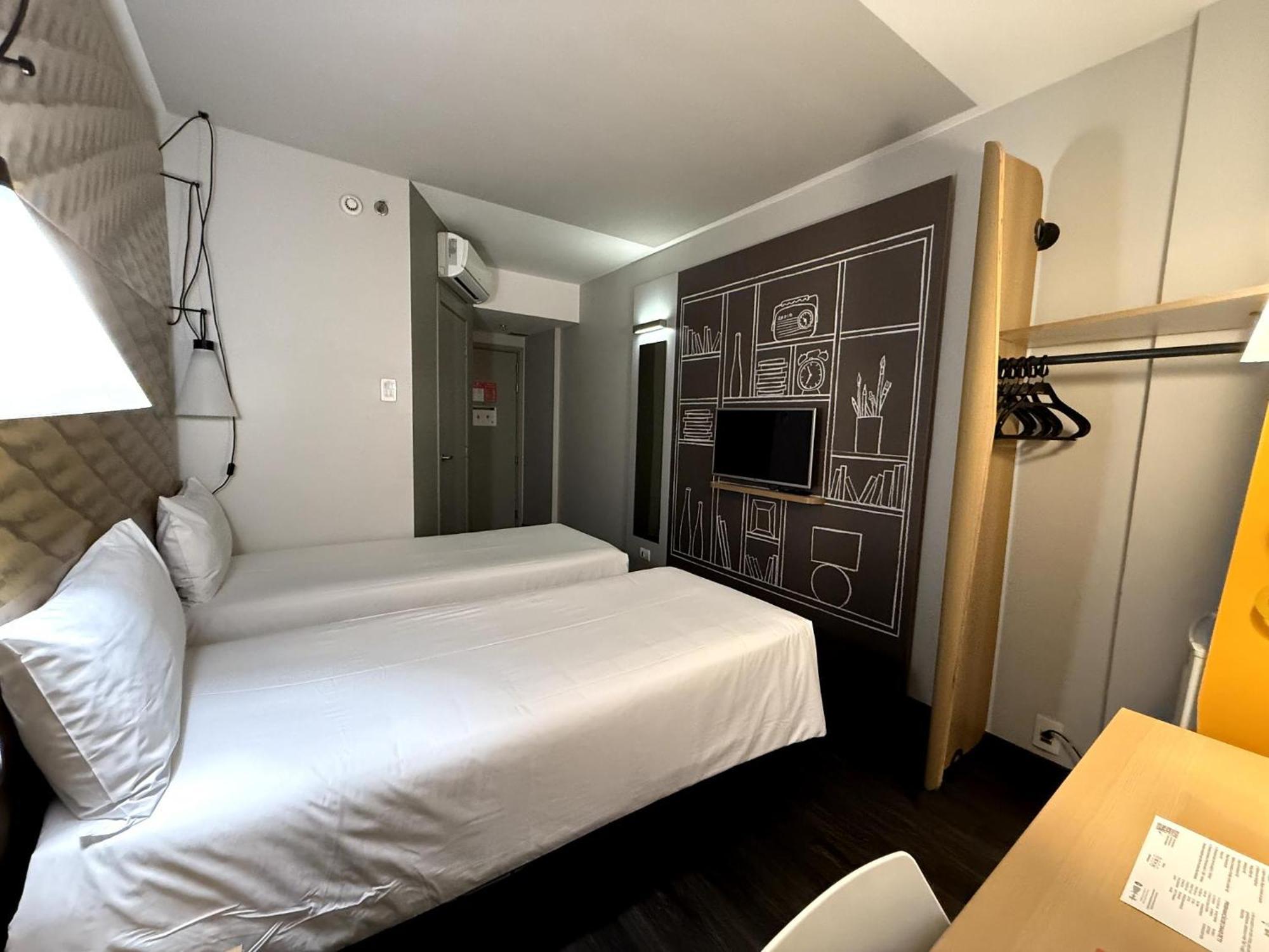 Отель Ibis Sao Paulo Ibirapuera Экстерьер фото