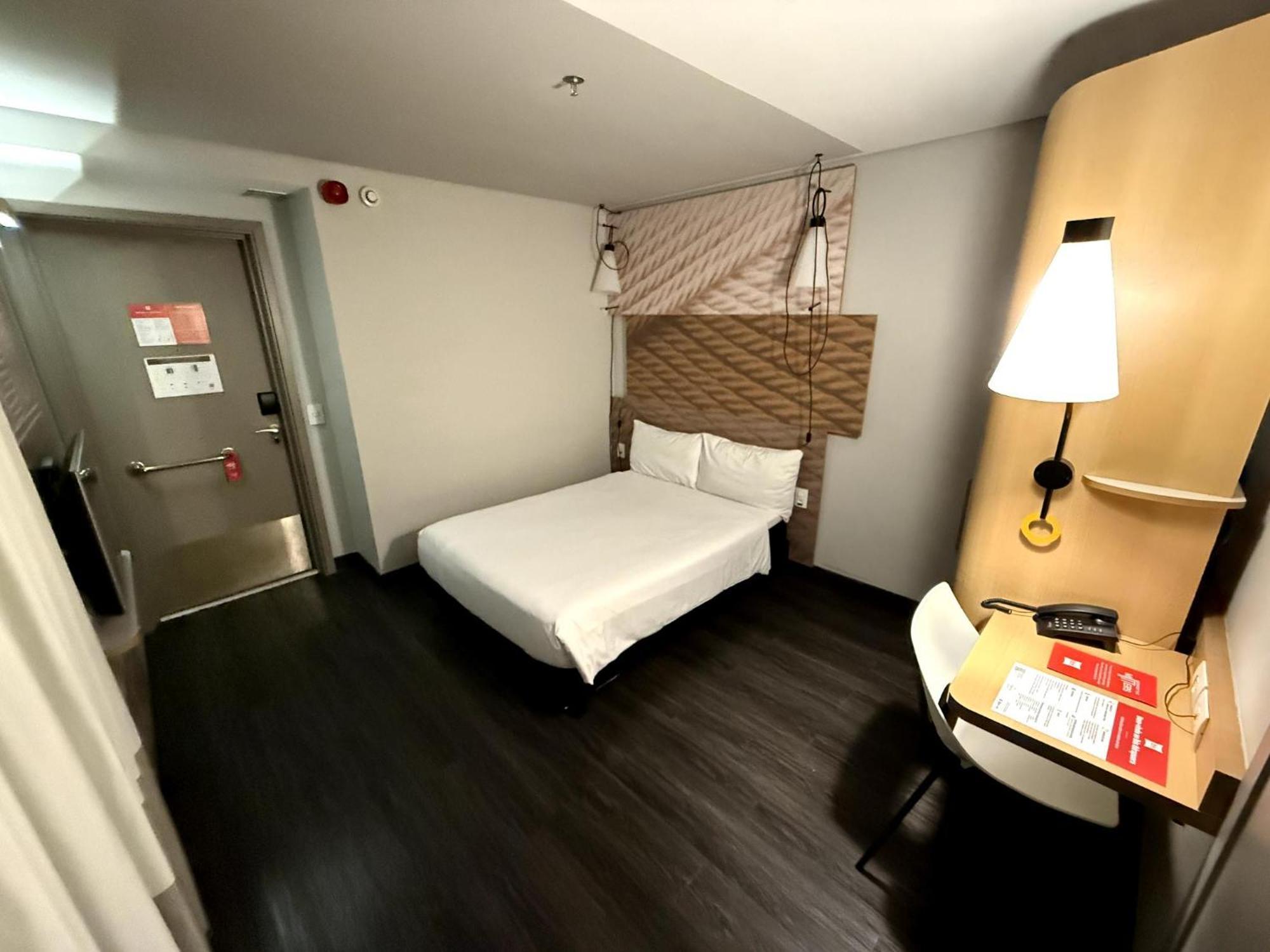 Отель Ibis Sao Paulo Ibirapuera Экстерьер фото